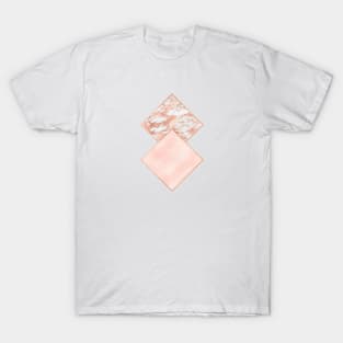 Diamond rose gold marble - soft blush T-Shirt